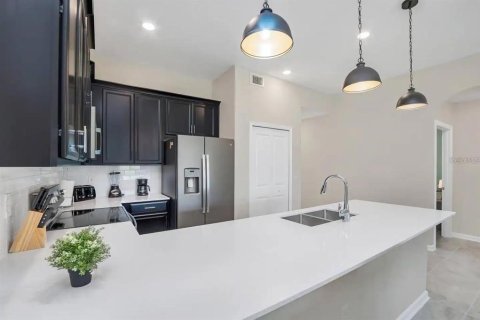 Condo in Davenport, Florida, 2 bedrooms  № 1613719 - photo 5