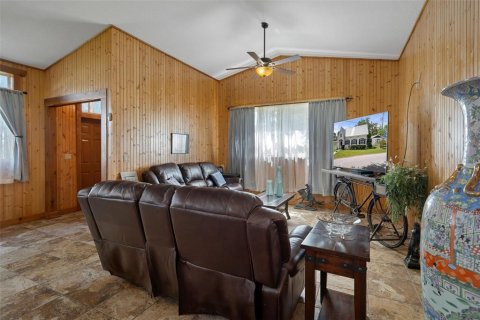 Villa ou maison à vendre à Homosassa, Floride: 3 chambres, 180.79 m2 № 2143997 - photo 9