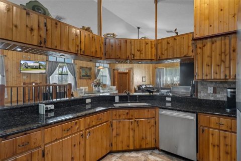 Villa ou maison à vendre à Homosassa, Floride: 3 chambres, 180.79 m2 № 2143997 - photo 17