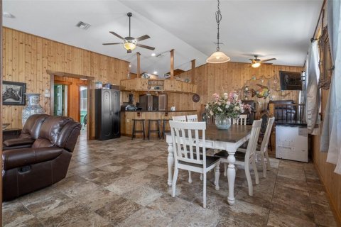 Villa ou maison à vendre à Homosassa, Floride: 3 chambres, 180.79 m2 № 2143997 - photo 13