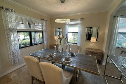 House in Venice, Florida 3 bedrooms, 172.61 sq.m. № 2395820 - photo 6