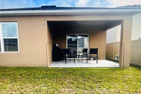 House in Davenport, Florida 3 bedrooms, 150.97 sq.m. № 2224849 - photo 22