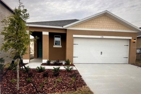 House in Davenport, Florida 3 bedrooms, 150.97 sq.m. № 2224849