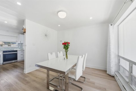 Купить виллу или дом в Плантация, Флорида 3 спальни, 162.76м2, № 2024946 - фото 10