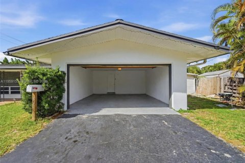 Купить виллу или дом в Плантация, Флорида 3 спальни, 162.76м2, № 2024946 - фото 23