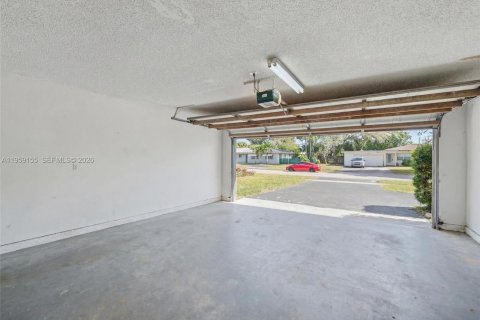 Купить виллу или дом в Плантация, Флорида 3 спальни, 162.76м2, № 2024946 - фото 24