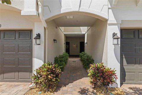 Touwnhouse à vendre à Bradenton, Floride: 3 chambres, 141.21 m2 № 2100514 - photo 5