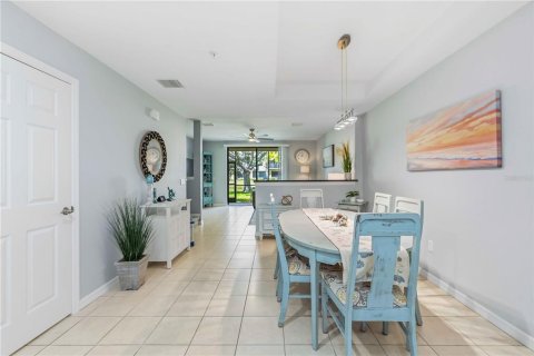 Touwnhouse à vendre à Bradenton, Floride: 3 chambres, 141.21 m2 № 2100514 - photo 15