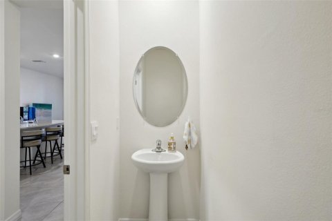 Touwnhouse à vendre à Wesley Chapel, Floride: 3 chambres, 155.43 m2 № 1520233 - photo 8