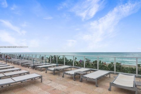 Copropriété à vendre à Sunny Isles Beach, Floride: 33.44 m2 № 2049980 - photo 27