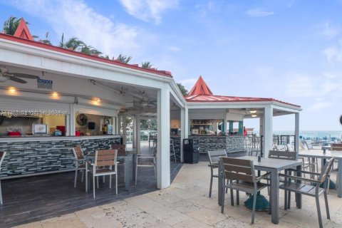 Copropriété à vendre à Sunny Isles Beach, Floride: 33.44 m2 № 2049980 - photo 23