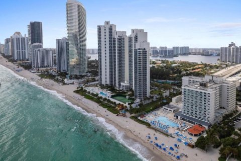 Copropriété à vendre à Sunny Isles Beach, Floride: 33.44 m2 № 2049980 - photo 28