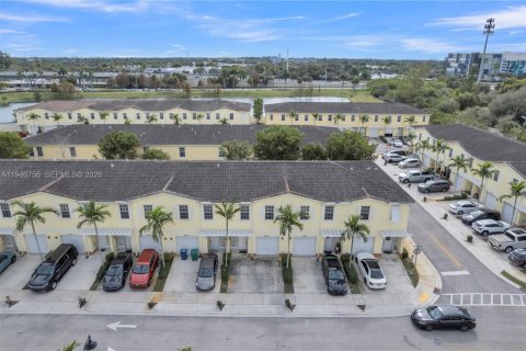 Adosado en venta en Lauderhill, Florida, 3 dormitorios, 138.98 m2 № 2000721 - foto 30