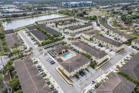 Adosado en venta en Lauderhill, Florida, 3 dormitorios, 138.98 m2 № 2000721 - foto 23