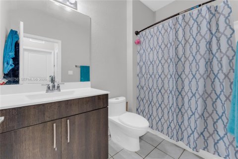 Adosado en venta en Lauderhill, Florida, 3 dormitorios, 138.98 m2 № 2000721 - foto 12