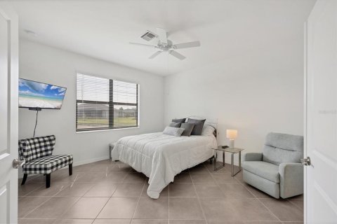 House in Port Charlotte, Florida 2 bedrooms, 144.37 sq.m. № 1650095 - photo 15