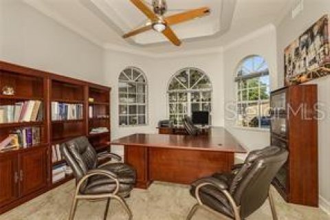 Casa en venta en Tampa, Florida, 6 dormitorios, 350.15 m2 № 1558014 - foto 9