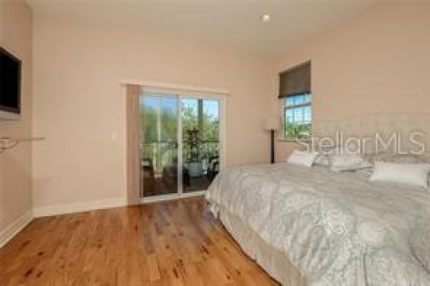Casa en venta en Tampa, Florida, 6 dormitorios, 350.15 m2 № 1558014 - foto 23
