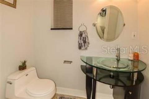 Casa en venta en Tampa, Florida, 6 dormitorios, 350.15 m2 № 1558014 - foto 15