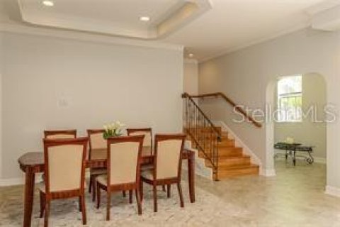 Casa en venta en Tampa, Florida, 6 dormitorios, 350.15 m2 № 1558014 - foto 17