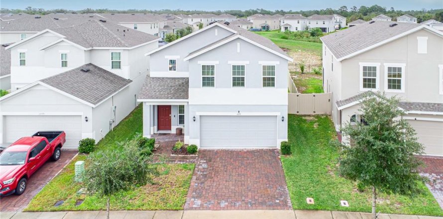 Casa en Davenport, Florida 4 dormitorios, 226.68 m2 № 2410636