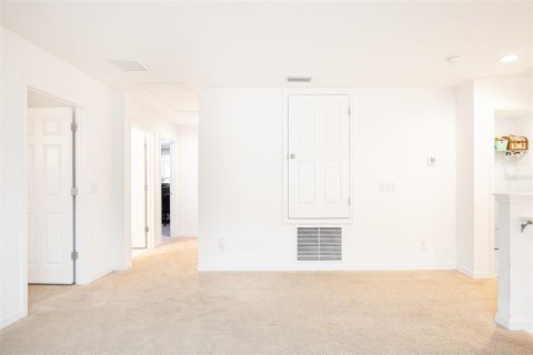 Casa en venta en Davenport, Florida, 4 dormitorios, 226.68 m2 № 2410636 - foto 18