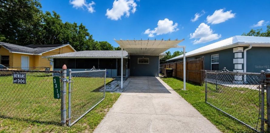 House in Winter Haven, Florida 2 bedrooms, 78.04 sq.m. № 2120993