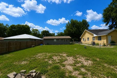 House in Winter Haven, Florida 2 bedrooms, 78.04 sq.m. № 2120993 - photo 15