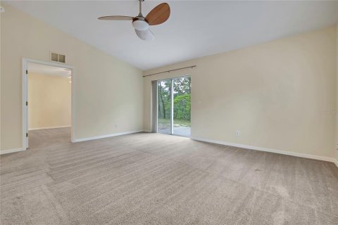 Appartement à louer à Homosassa, Floride: 2 chambres, 98.29 m2 № 2408666 - photo 4