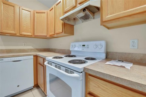 Appartement à louer à Homosassa, Floride: 2 chambres, 98.29 m2 № 2408666 - photo 11