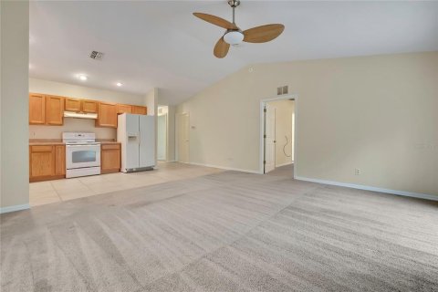 Appartement à louer à Homosassa, Floride: 2 chambres, 98.29 m2 № 2408666 - photo 5
