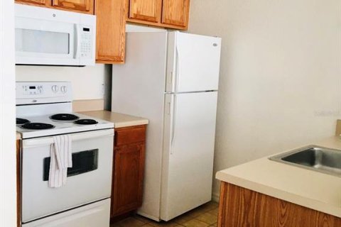 Adosado en alquiler en Kissimmee, Florida, 3 dormitorios, 120.4 m2 № 1831884 - foto 2