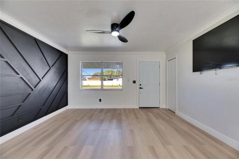 House in Apollo Beach, Florida 3 bedrooms, 107.4 sq.m. № 1526615 - photo 16