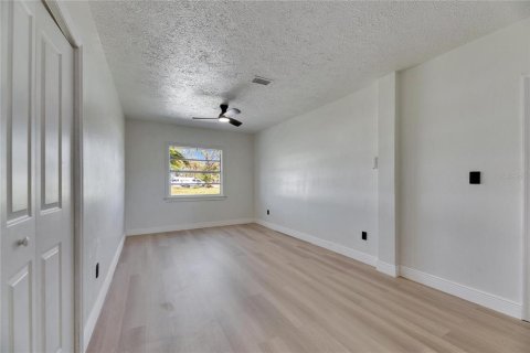 House in Apollo Beach, Florida 3 bedrooms, 107.4 sq.m. № 1526615 - photo 30
