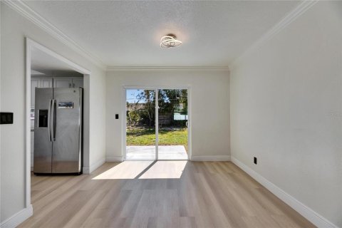 House in Apollo Beach, Florida 3 bedrooms, 107.4 sq.m. № 1526615 - photo 19