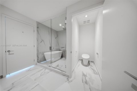 Copropriété à louer à Miami, Floride: 3 chambres, 175.59 m2 № 2407489 - photo 26