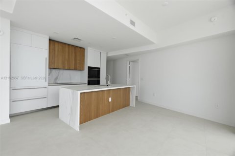 Copropriété à louer à Miami, Floride: 3 chambres, 175.59 m2 № 2407489 - photo 17