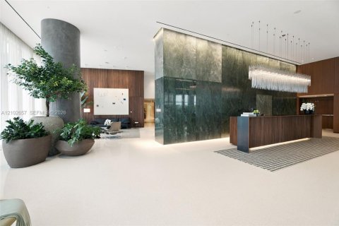 Copropriété à louer à Miami, Floride: 3 chambres, 175.59 m2 № 2407489 - photo 7
