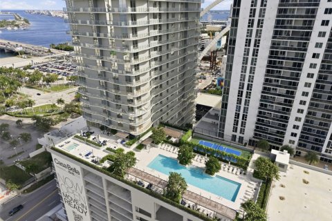 Copropriété à louer à Miami, Floride: 3 chambres, 175.59 m2 № 2407489 - photo 11