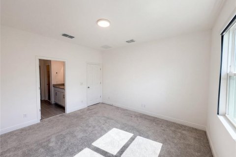 Casa en venta en Clermont, Florida, 4 dormitorios, 195.09 m2 № 2120086 - foto 17
