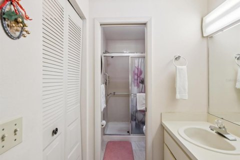 Condo in Hudson, Florida, 2 bedrooms  № 1853171 - photo 25