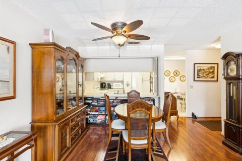 Condo in Hudson, Florida, 2 bedrooms  № 1853171 - photo 17