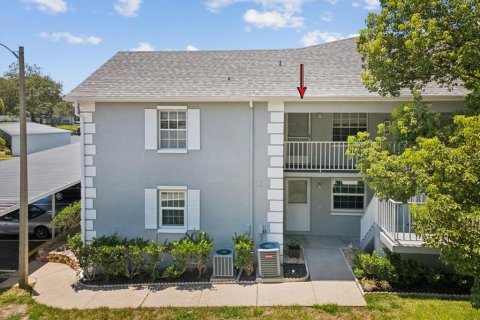 Condo in Hudson, Florida, 2 bedrooms  № 1853171 - photo 1