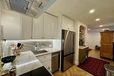 Condo in Wilton Manors, Florida, 1 bedroom № 2249989 - photo 23