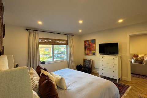 Condo in Wilton Manors, Florida, 1 bedroom № 2249989 - photo 22