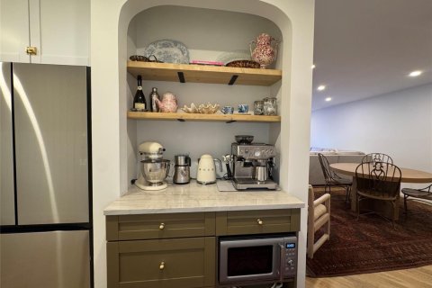 Condo in Wilton Manors, Florida, 1 bedroom № 2249989 - photo 17