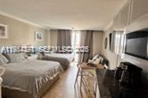 Condominio en venta en Sunny Isles Beach, Florida, 33.44 m2 № 2029069 - foto 9