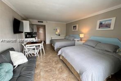 Condominio en venta en Sunny Isles Beach, Florida, 33.44 m2 № 2029069 - foto 10