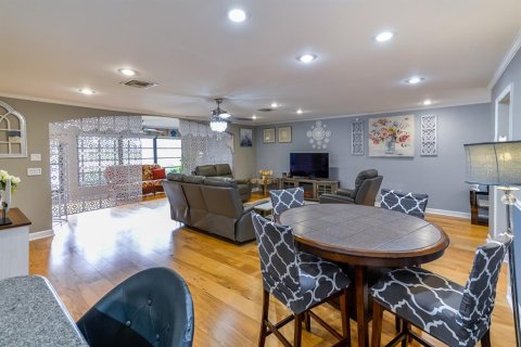 Condominio en venta en Sun City Center, Florida, 2 dormitorios, 146.69 m2 № 1855968 - foto 10