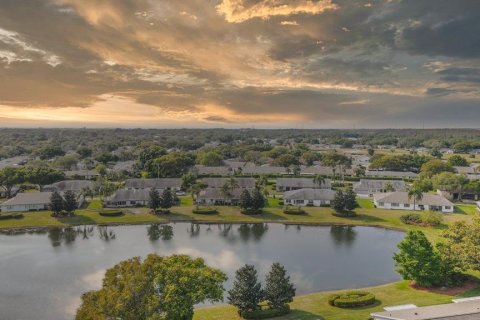 Condominio en venta en Sun City Center, Florida, 2 dormitorios, 146.69 m2 № 1855968 - foto 4